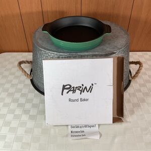 New Parini glass round baker dish